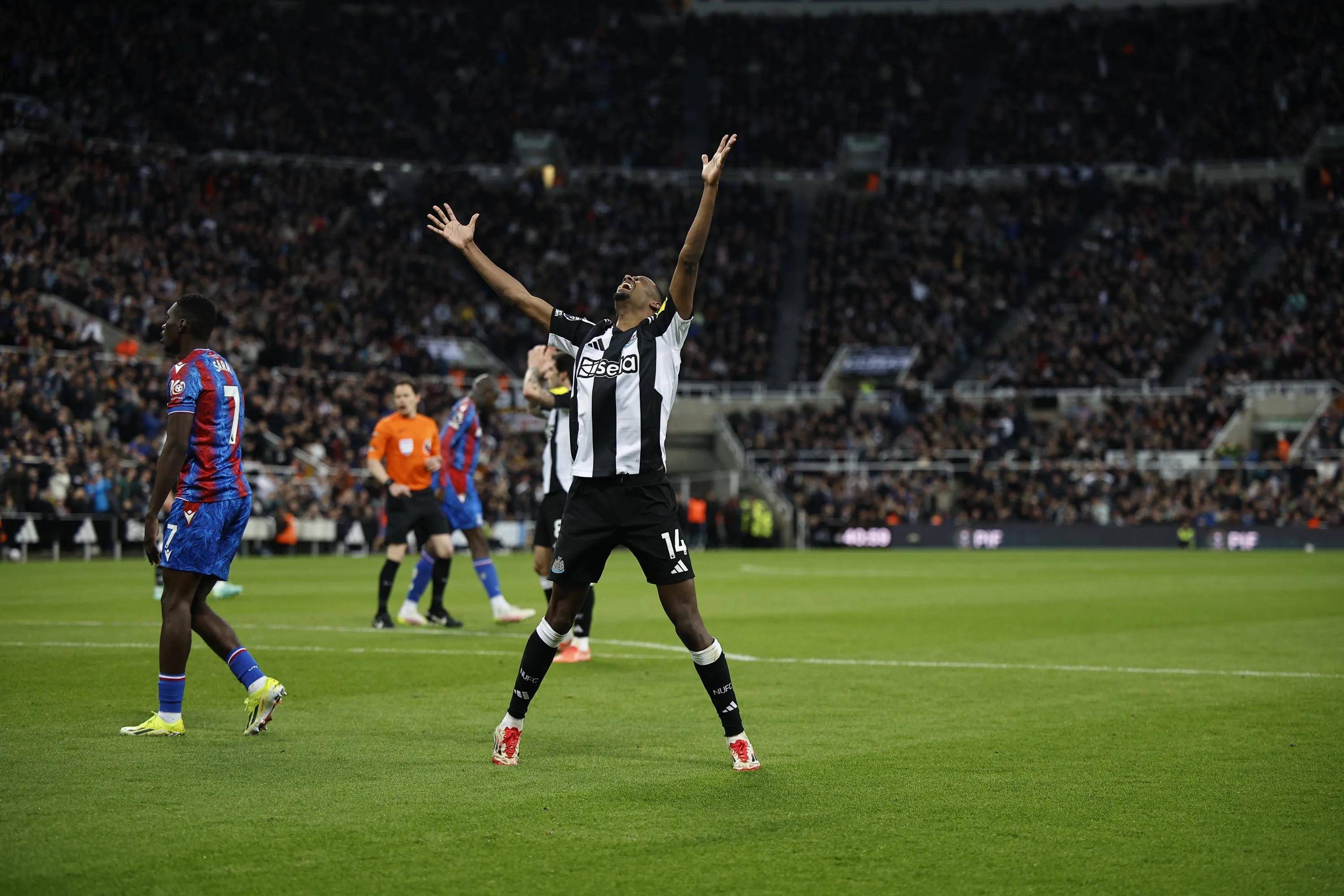 熊猫体育-德布劳内重要时刻表现优异，中国队带队取胜！全场沸腾不已的简单介绍