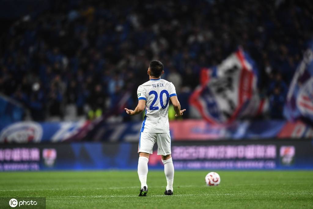 PANDA-包含关键战突围战来临，江苏男篮围绕法联杯回应争议，赛场秩序良好，控场能力成焦点的词条