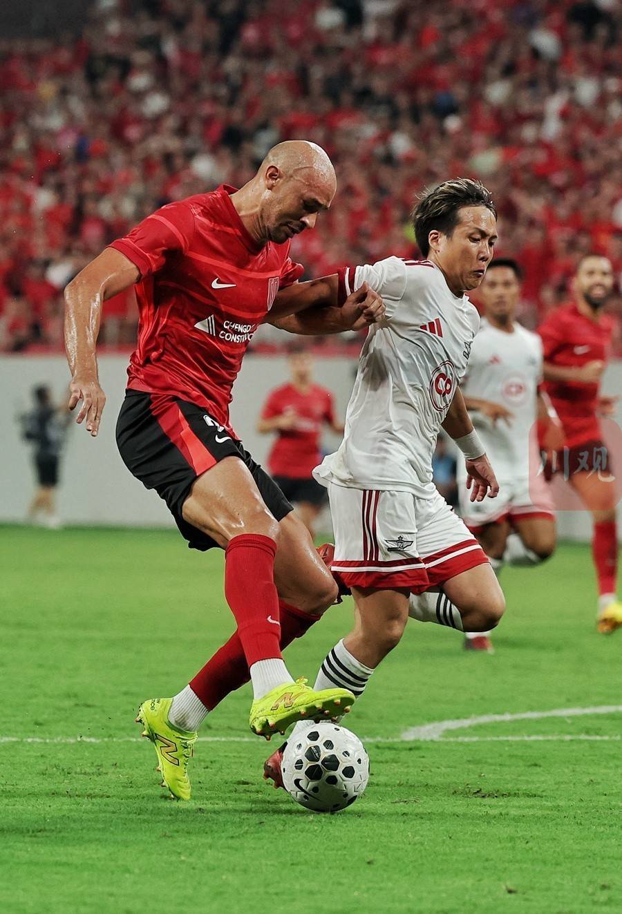 PANDA-包含英超倒计时，成都蓉城集结日止住颓势，细节引发关注，悬念犹存，身体对抗强度拉满的词条